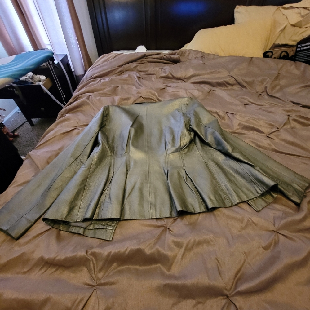 Silver leather jacket - Picture 5 of 5